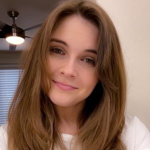 Meet your Posher, Camille